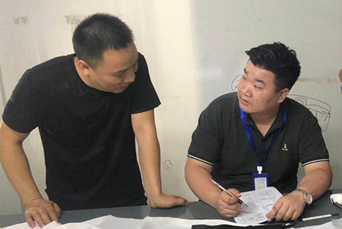 克服酷暑   扎实推进职业病防治摸排工作